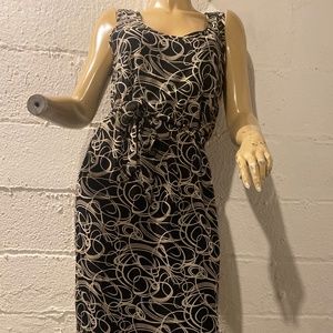 Sleeveless Patterned Maxi Dress
